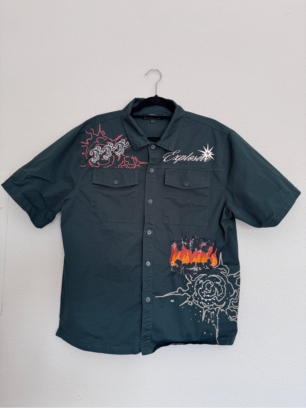 Smoke Rise Printed Graphic Short Sleeve Shirt Dark Green Mars Size XL